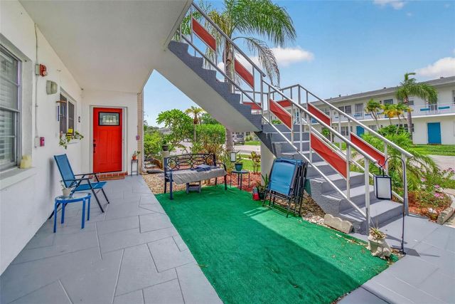 1900 58TH AVENUE N 14, St Petersburg, FL 33714