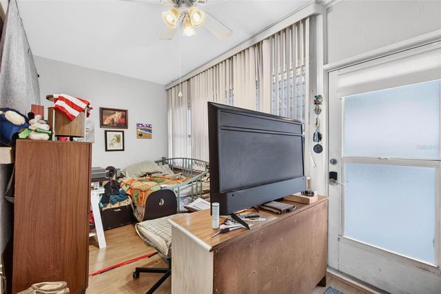 1900 58TH AVENUE N 14, St Petersburg, FL 33714