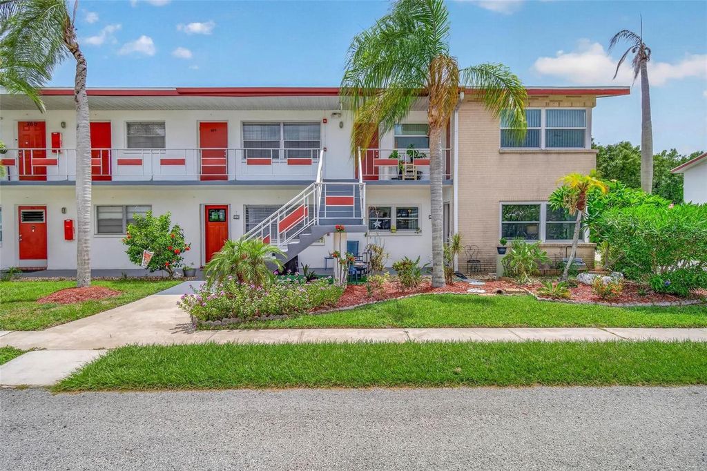 1900 58TH AVENUE N 14, St Petersburg, FL 33714