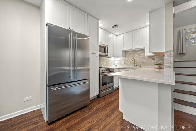 450 N Addison Road, Villa Park, IL 60181
