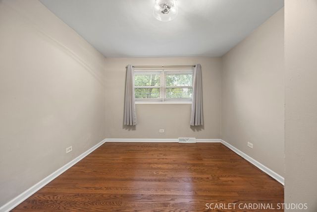 450 N Addison Road, Villa Park, IL 60181