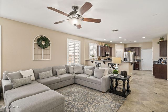 6732 S FAWN Avenue, Gilbert, AZ 85298