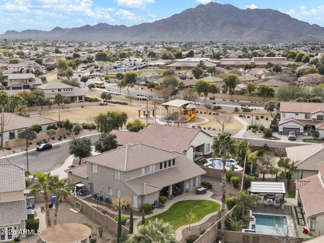 6732 S FAWN Avenue, Gilbert, AZ 85298