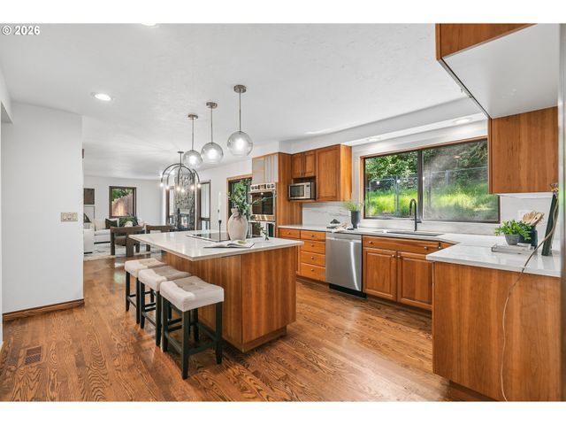 10206 Se 100TH Dr, Happy Valley, OR 97086