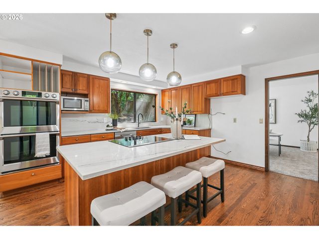 10206 Se 100TH Dr, Happy Valley, OR 97086