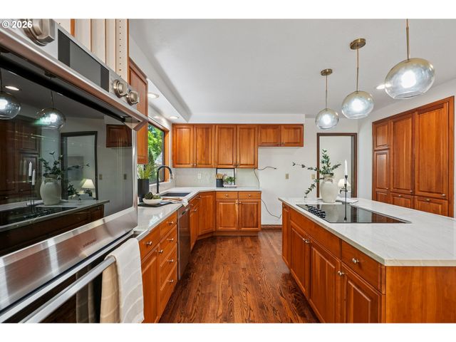 10206 Se 100TH Dr, Happy Valley, OR 97086