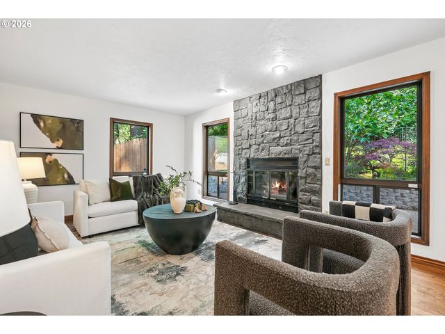 10206 Se 100TH Dr, Happy Valley, OR 97086