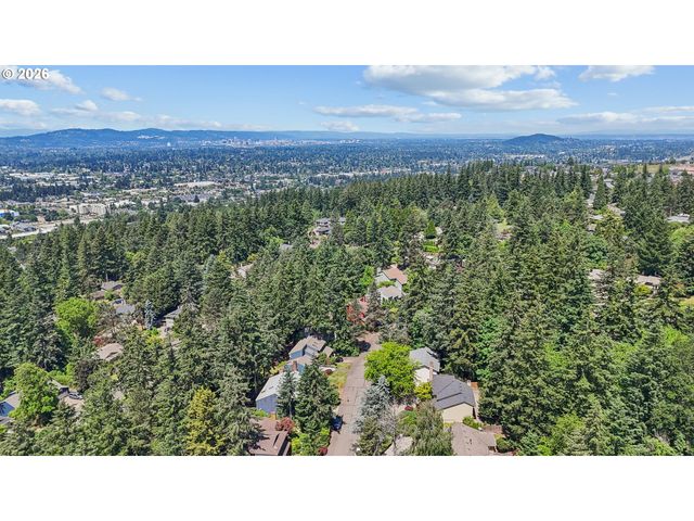 10206 Se 100TH Dr, Happy Valley, OR 97086