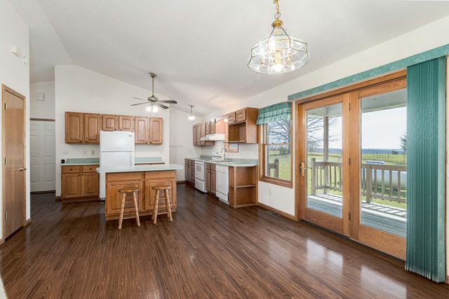 33214 U.S. 160, Tecumseh, MO 65760