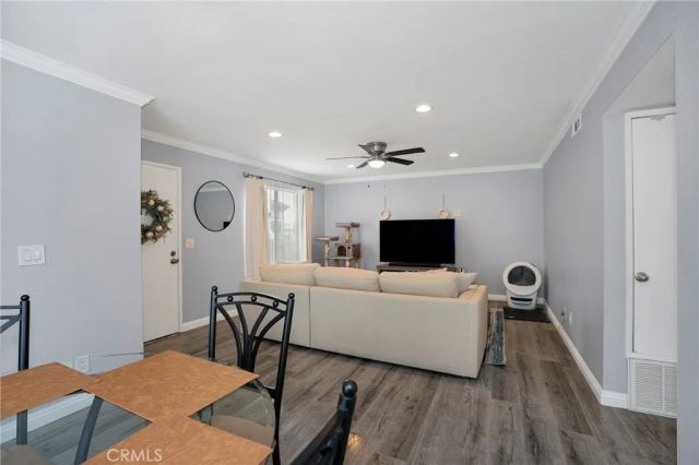 866 Cinnamon Lane 57, Duarte, CA 91010