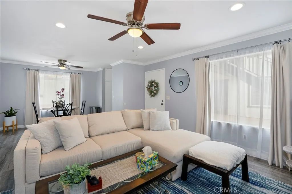 866 Cinnamon Lane 57, Duarte, CA 91010