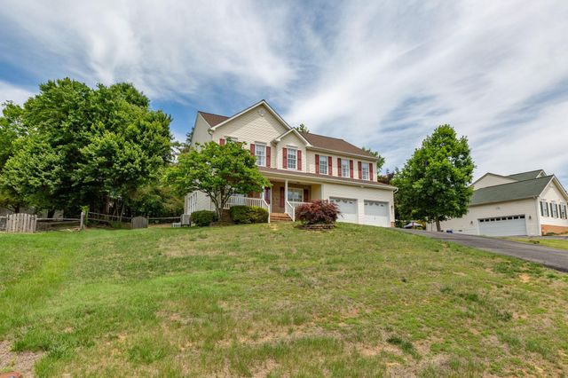 11 FELDSPAR WAY, Fredericksburg, VA 22405
