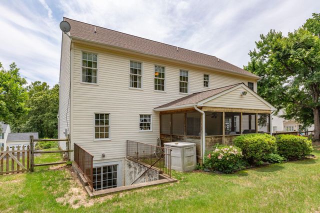 11 FELDSPAR WAY, Fredericksburg, VA 22405
