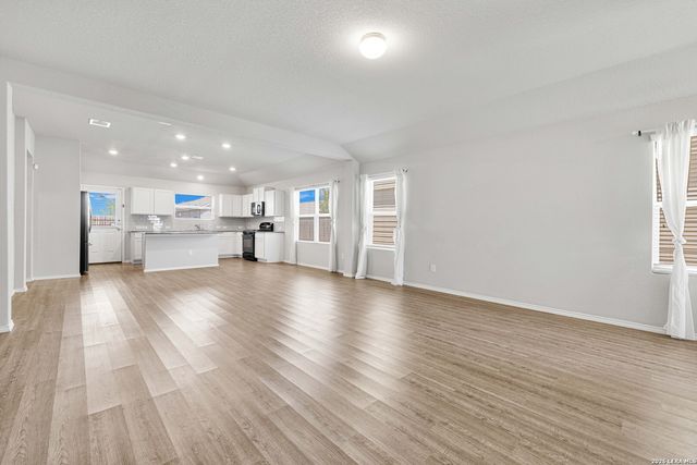 8517 Terlingua Cv, Converse, TX 78109