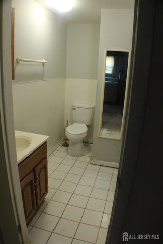 108 bond Street, Iselin, NJ 08830