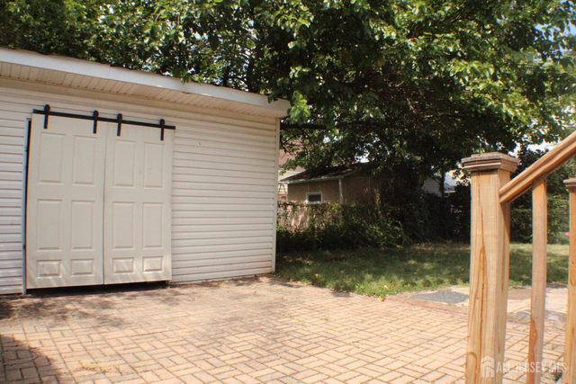 108 bond Street, Iselin, NJ 08830