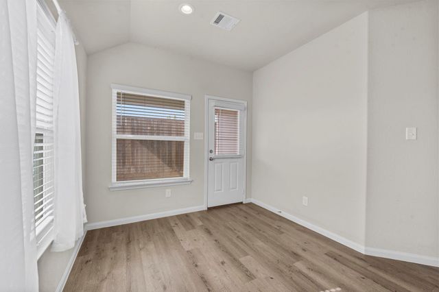 14091 Chinook Drive, Conroe, TX 77384