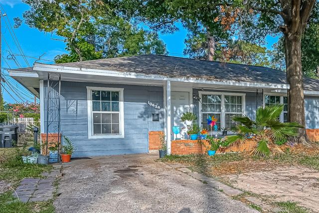 10434 Envoy Street, Houston, TX 77016