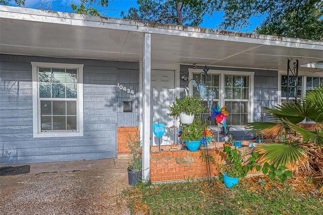 10434 Envoy Street, Houston, TX 77016