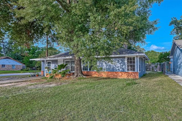 10434 Envoy Street, Houston, TX 77016