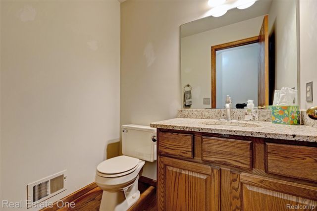 5370 Greenview Drive, Independence Charter Township, MI 48348