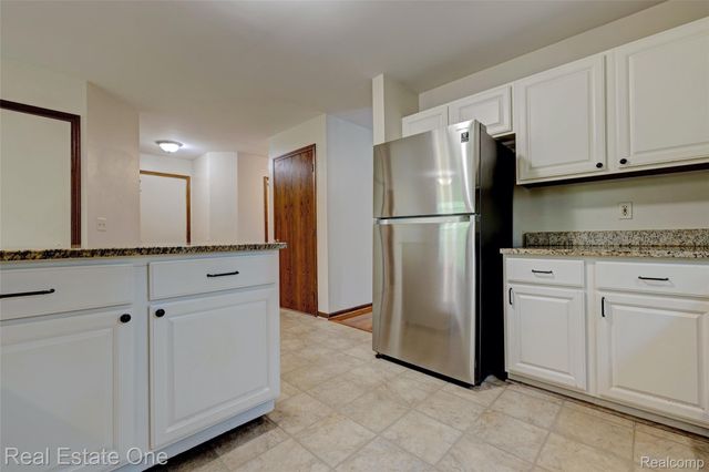 5370 Greenview Drive, Independence Charter Township, MI 48348