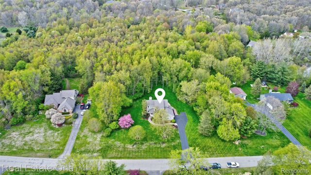 5370 Greenview Drive, Independence Charter Township, MI 48348