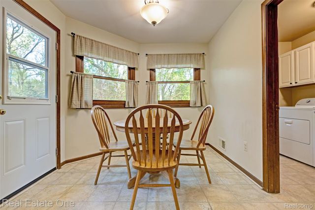 5370 Greenview Drive, Independence Charter Township, MI 48348