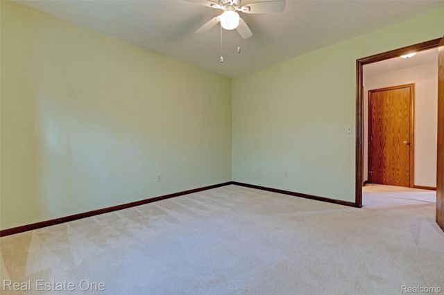 5370 Greenview Drive, Independence Charter Township, MI 48348