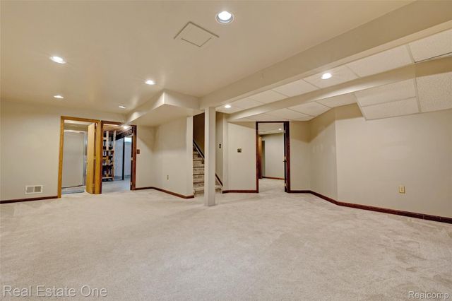 5370 Greenview Drive, Independence Charter Township, MI 48348