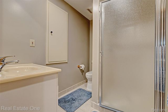 5370 Greenview Drive, Independence Charter Township, MI 48348