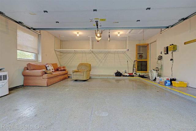 5370 Greenview Drive, Independence Charter Township, MI 48348