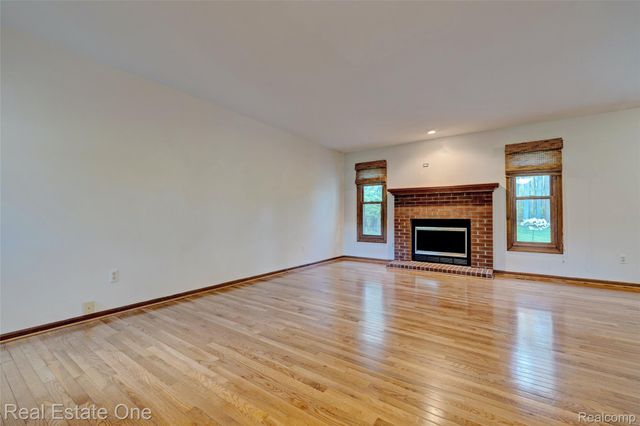 5370 Greenview Drive, Independence Charter Township, MI 48348