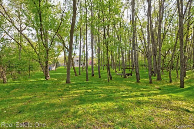 5370 Greenview Drive, Independence Charter Township, MI 48348