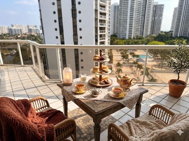 3610 Yacht Club Drive 1002, Aventura, FL 33180