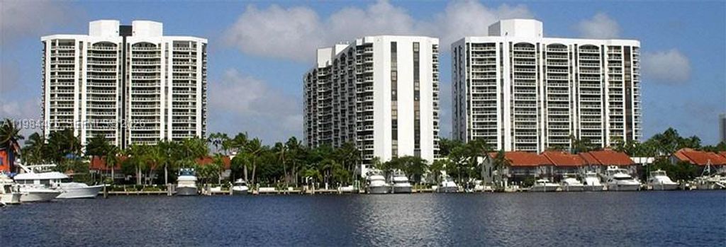 3610 Yacht Club Drive 1002, Aventura, FL 33180