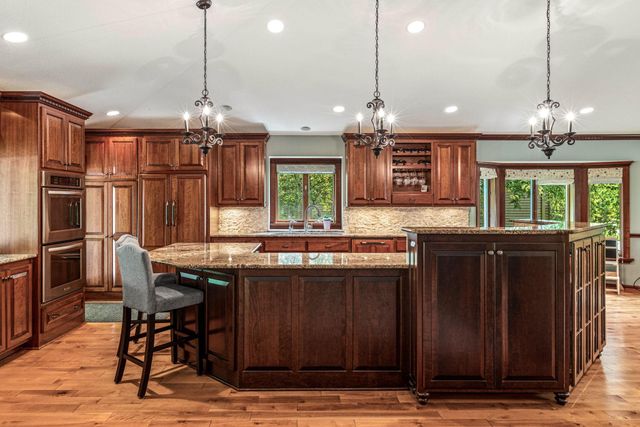 400 Creek Side Drive SE, Saint Michael, MN 55376