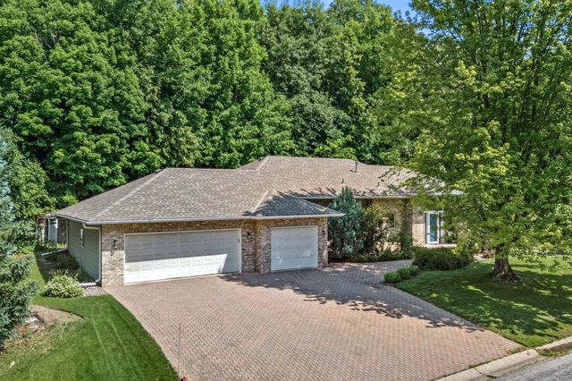 400 Creek Side Drive SE, Saint Michael, MN 55376