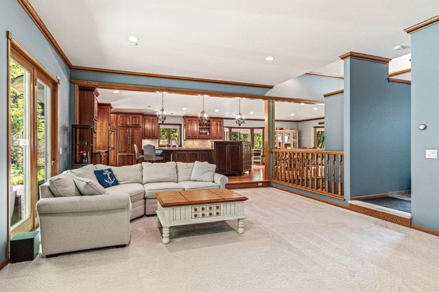 400 Creek Side Drive SE, Saint Michael, MN 55376