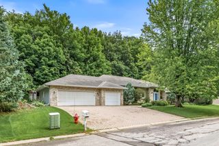 400 Creek Side Drive SE, Saint Michael, MN 55376