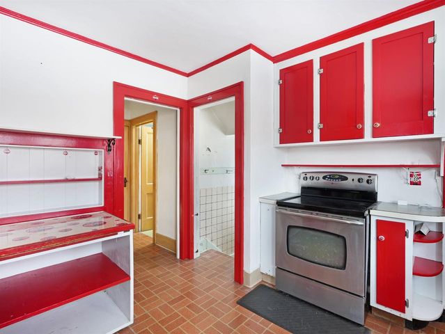 234 S JEFFERSON STREET, Waterford, WI 53185