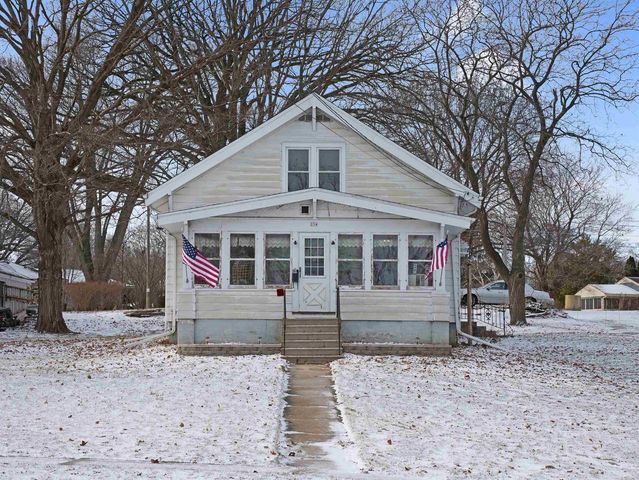 234 S JEFFERSON STREET, Waterford, WI 53185