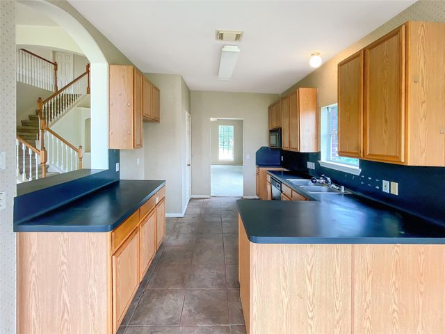 1815 Teal Run Place Drive, Fresno, TX 77545