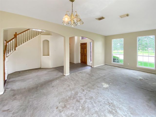 1815 Teal Run Place Drive, Fresno, TX 77545