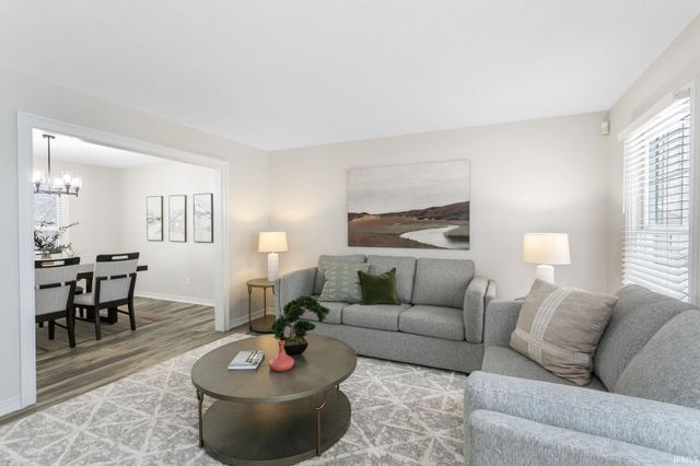 51254 Hickory Road, Granger, IN 46530