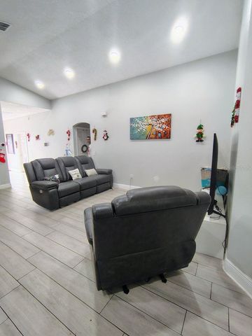 1009 FORT SMITH BOULEVARD, Deltona, FL 32725