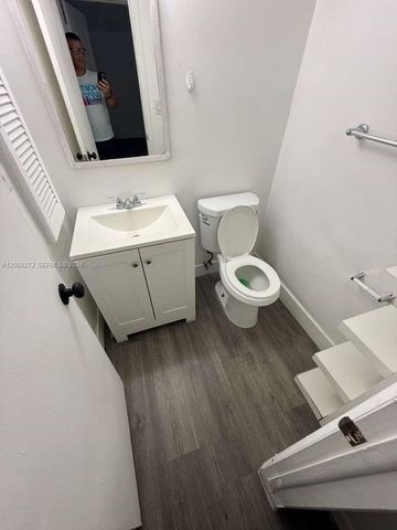 11905 NE 2nd Avenue C106, North Miami, FL 33161