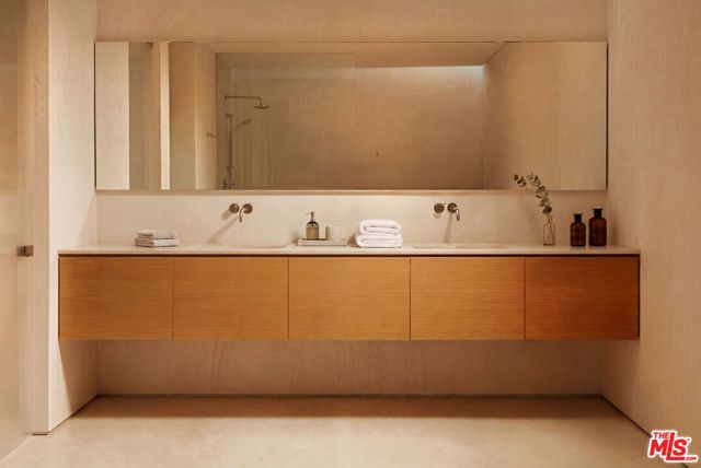 3062 Queensbury Drive, Los Angeles, CA 90064