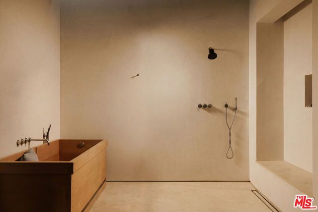 3062 Queensbury Drive, Los Angeles, CA 90064