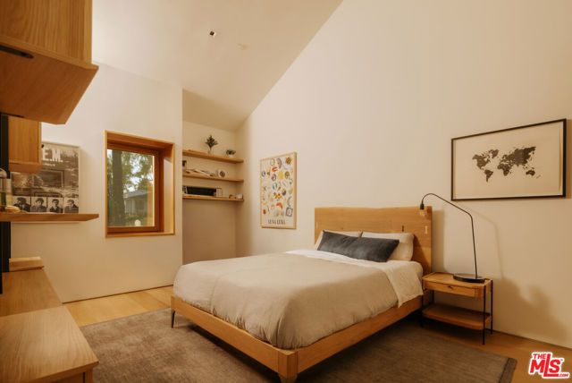 3062 Queensbury Drive, Los Angeles, CA 90064